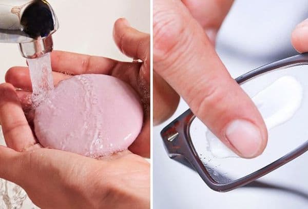 Reinigung der Brille mit Seifenwasser