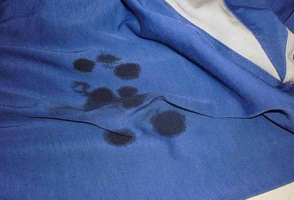 Womit wäscht man Maschinenfett von der Kleidung ab