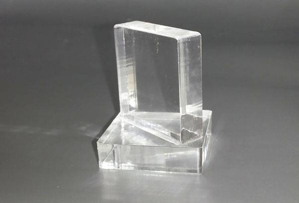 Plexiglasstücke