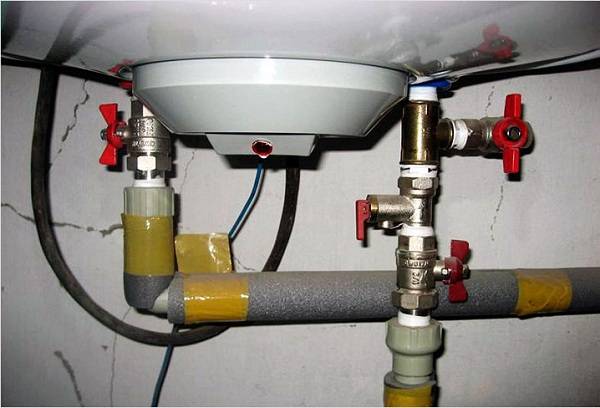 Kalkentfernung im Boiler