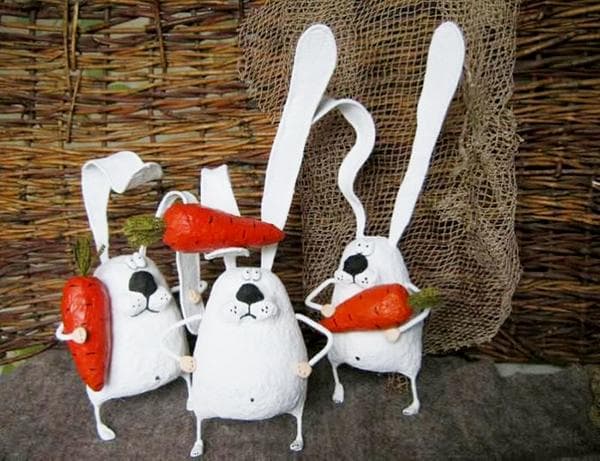 Hasen aus Pappmaché