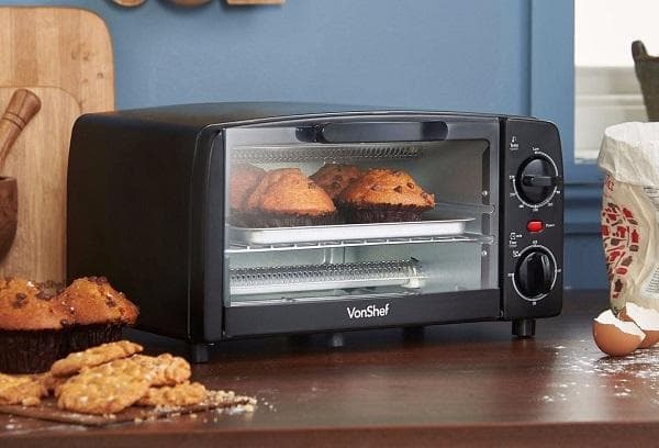 Ist es nicht an der Zeit, den Backofen wegzuwerfen? Wir klären, ob ein Mini-Backofen den Backofen ersetzen kann und worin sie sich unterscheiden.