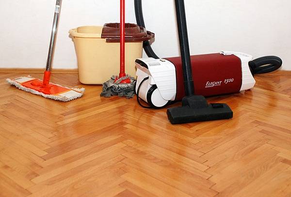 Laminatpflege