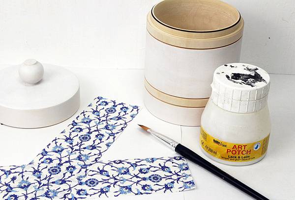 Gegenstände für Decoupage