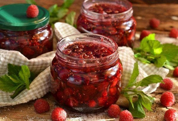 Glas mit Marmelade