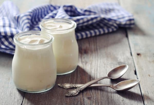 Kefir in Gläsern
