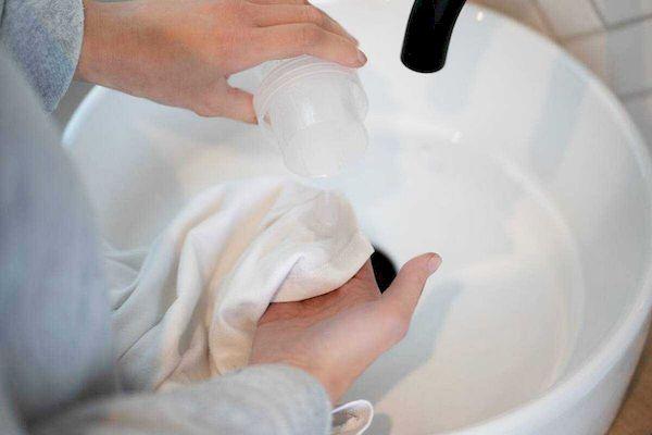 Waschen weißer Kleidungsstücke