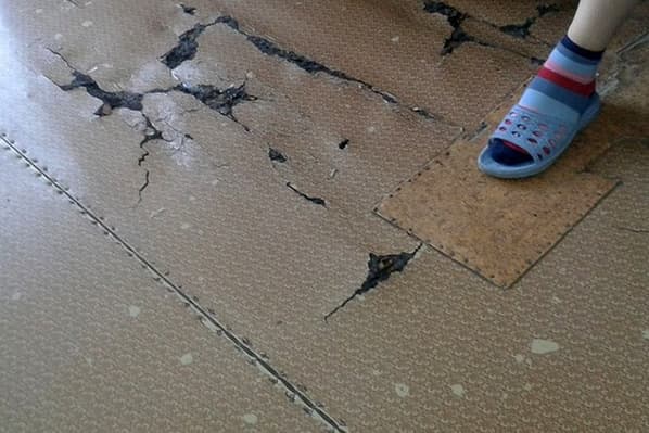 Sehr alter Linoleum