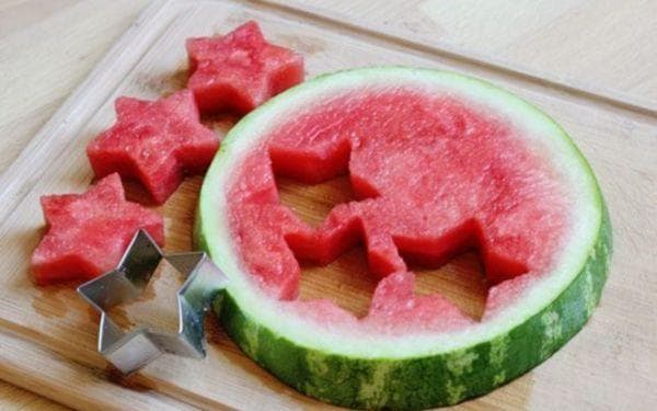 Wassermelone in Sternform geschnitten 1