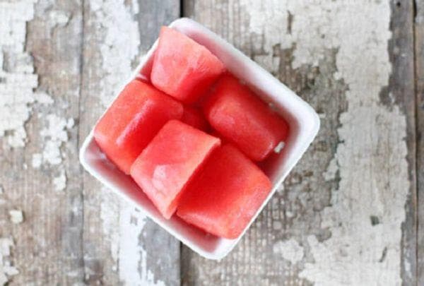 Eiswürfel aus Wassermelone