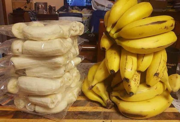 Einfrieren ganzer Bananen