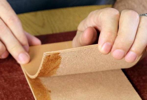 Verkleben von Sperrholz mit Gummikleber