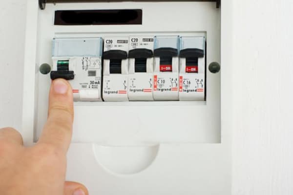 Elektroverteiler in der Wohnung