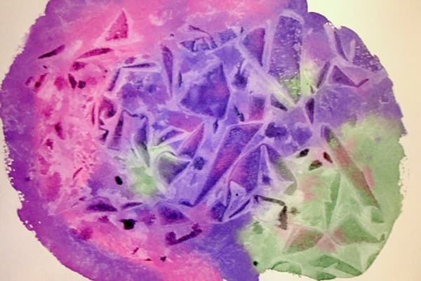 Mit Frischhaltefolie und Farben angefertigtes Bild