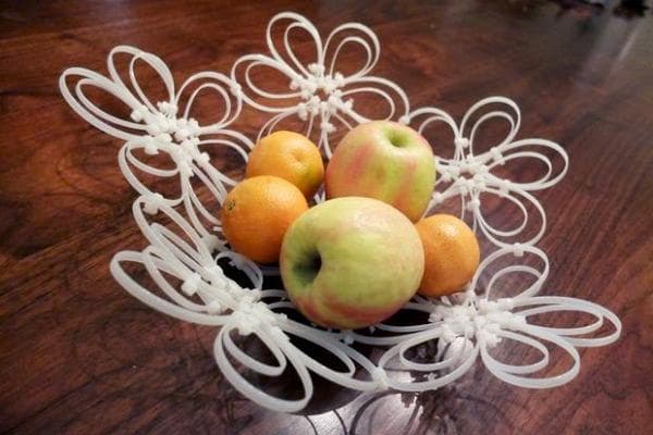 Obstschale aus Kabelbindern