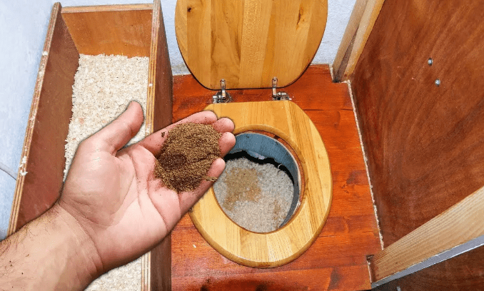 Toilettensitz für die Garten-Toilette