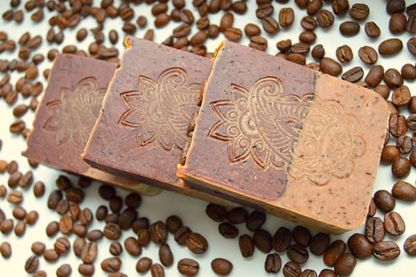 Seife mit Kaffee-Peeling