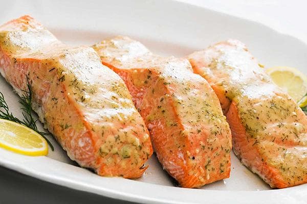 Gebackenes Lachsfilet
