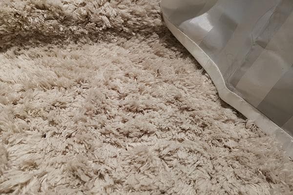 Teppich mit langem Flor nach der Reinigung