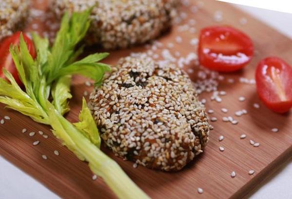 Karottenkoteletts mit Tofu-Käse