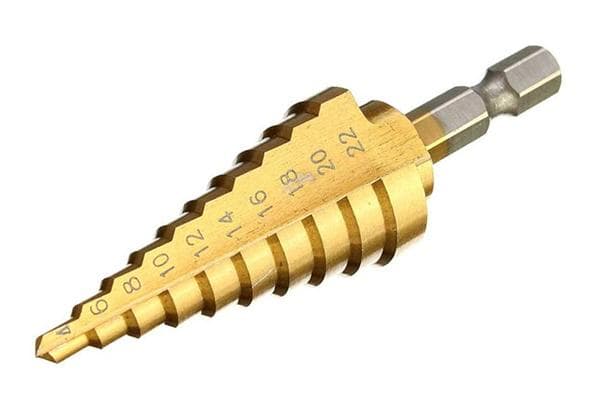 Stufenbohrer mit gerader Nut