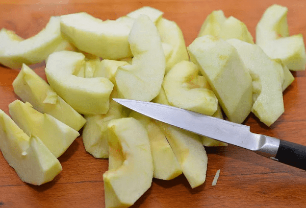 In Spalten geschnittene Äpfel