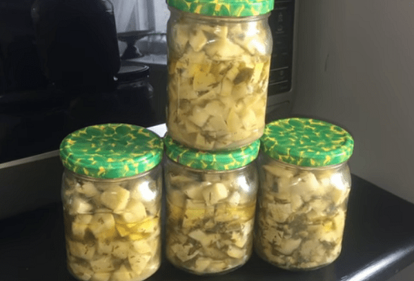 Zucchini mit Pilzwürze