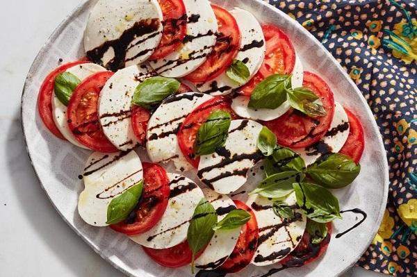 Caprese-Salat