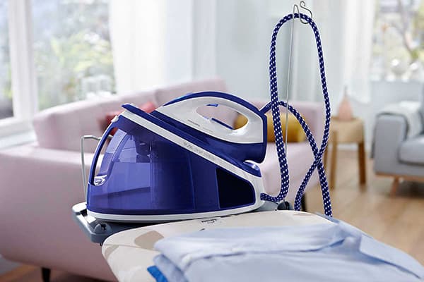 Bügeleisen mit Dampfgenerator