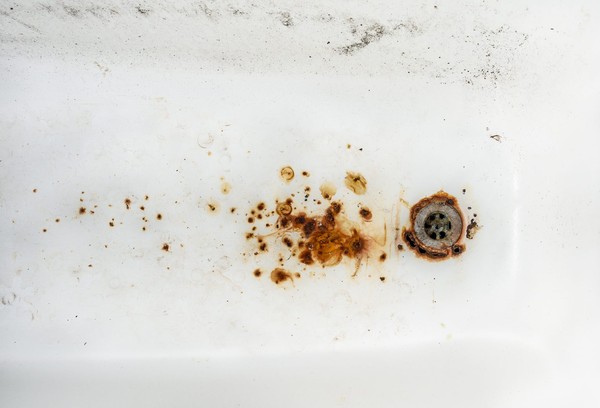 Rost in der Badewanne