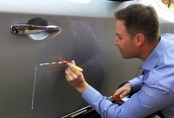 Reparaturstift für Kratzer am Auto