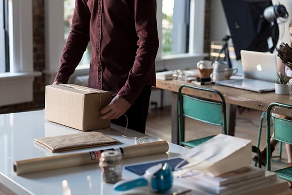 Verpackung eines Pakets