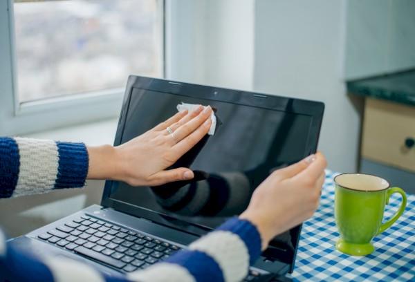 Sauberer Laptop