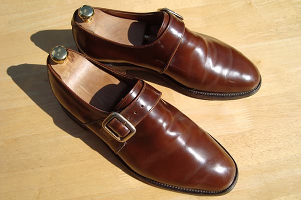 Teure Herrenhalbschuhe aus Leder