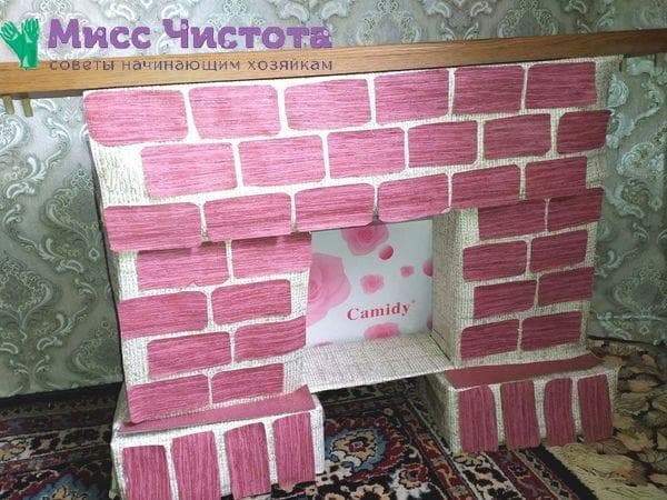 Kamin aus Kartons Foto 6