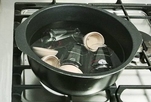 Sterilisation von Babyfläschchen