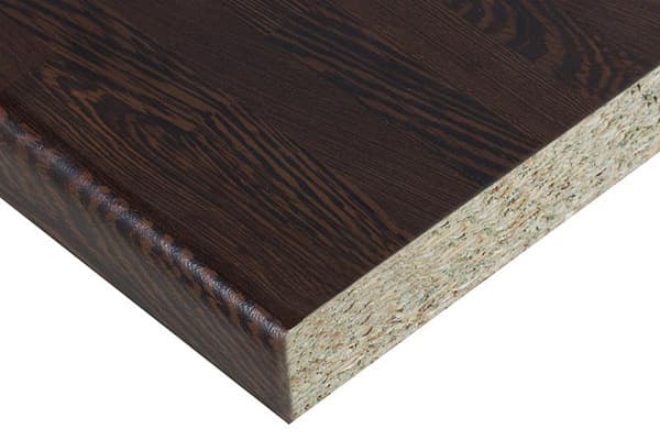 Schnitt einer Laminatspanplatte (LSP)