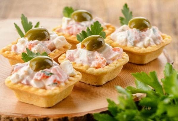 Törtchen mit Krabbenstäbchen