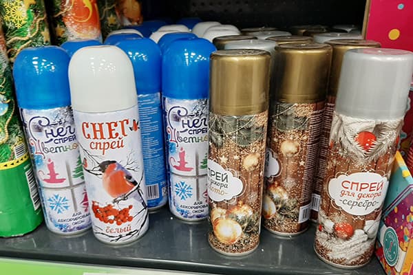 Spray für Weihnachtsdekoration