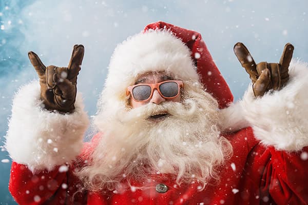 Santa Claus mit Sonnenbrille