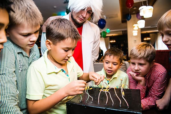 Wettbewerb für Kinder zu Silvester