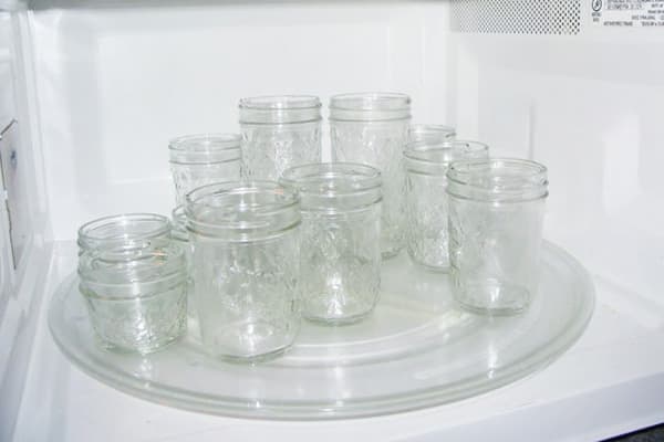 Gläser in der Mikrowelle