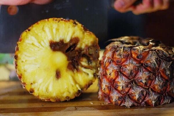 Verdorbene Ananas